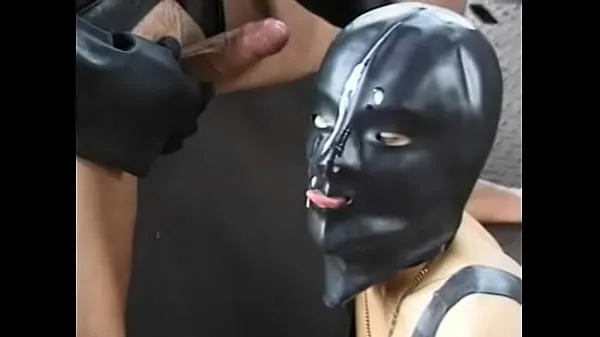 Fanny Steel romanca nebuna bdsm cu masca pe fata