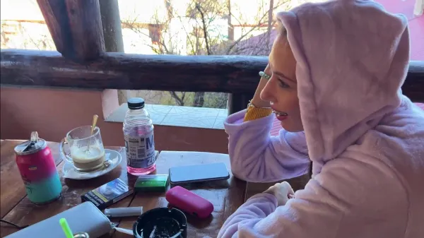 Vacanta la munte xxx cu laura quest si iubitul ei