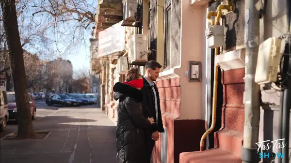 Sex la club cu un cuplu de romani laura quest si partenerul ei
